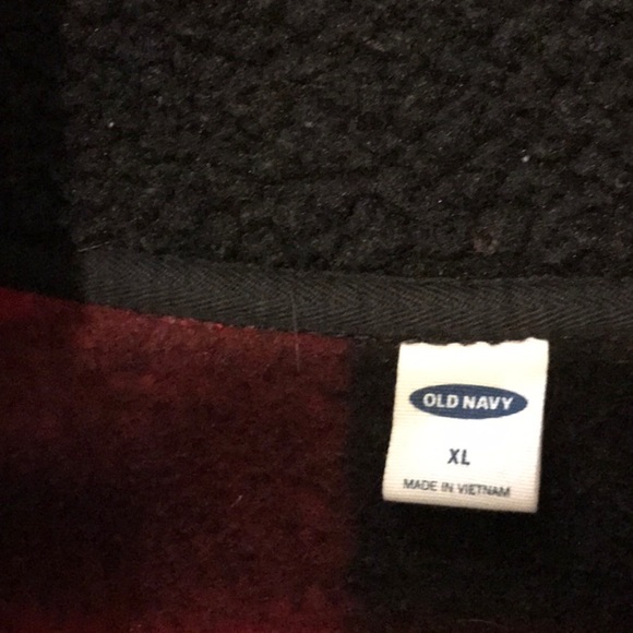 Old Navy~Comfy Pullover~~🖤❤️ - Picture 4 of 5